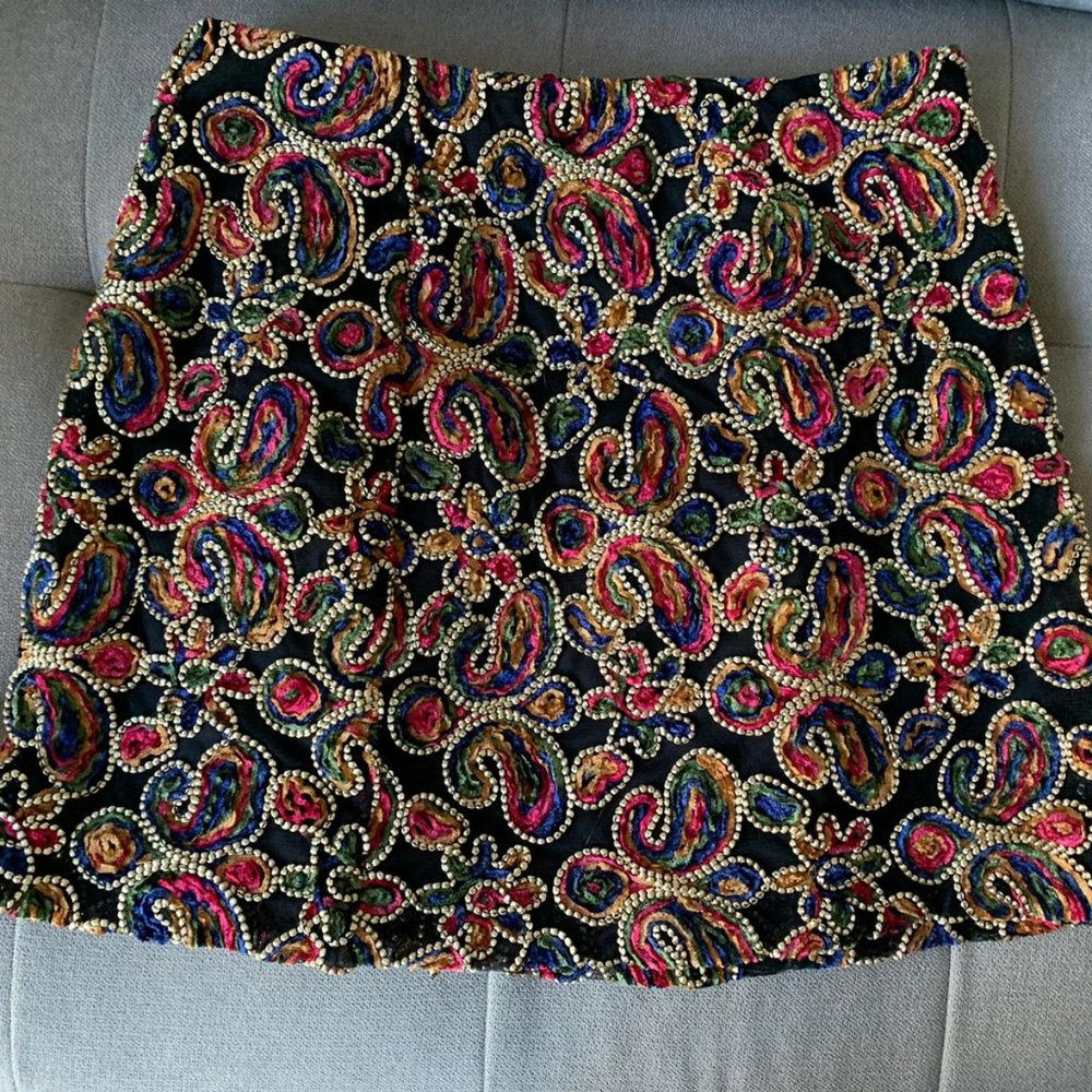 ZARA MULTI-PRINT/EMBROIDERED SKIRT - SMALL